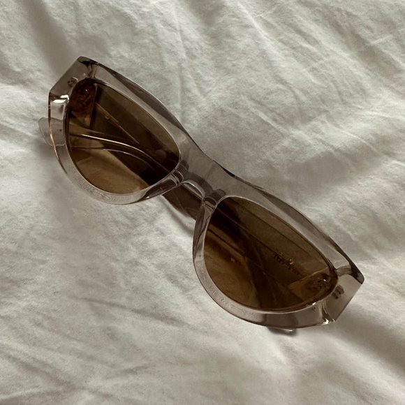 BANBE SUNGLASSES - Smoky Gray - Picture 2 of 7